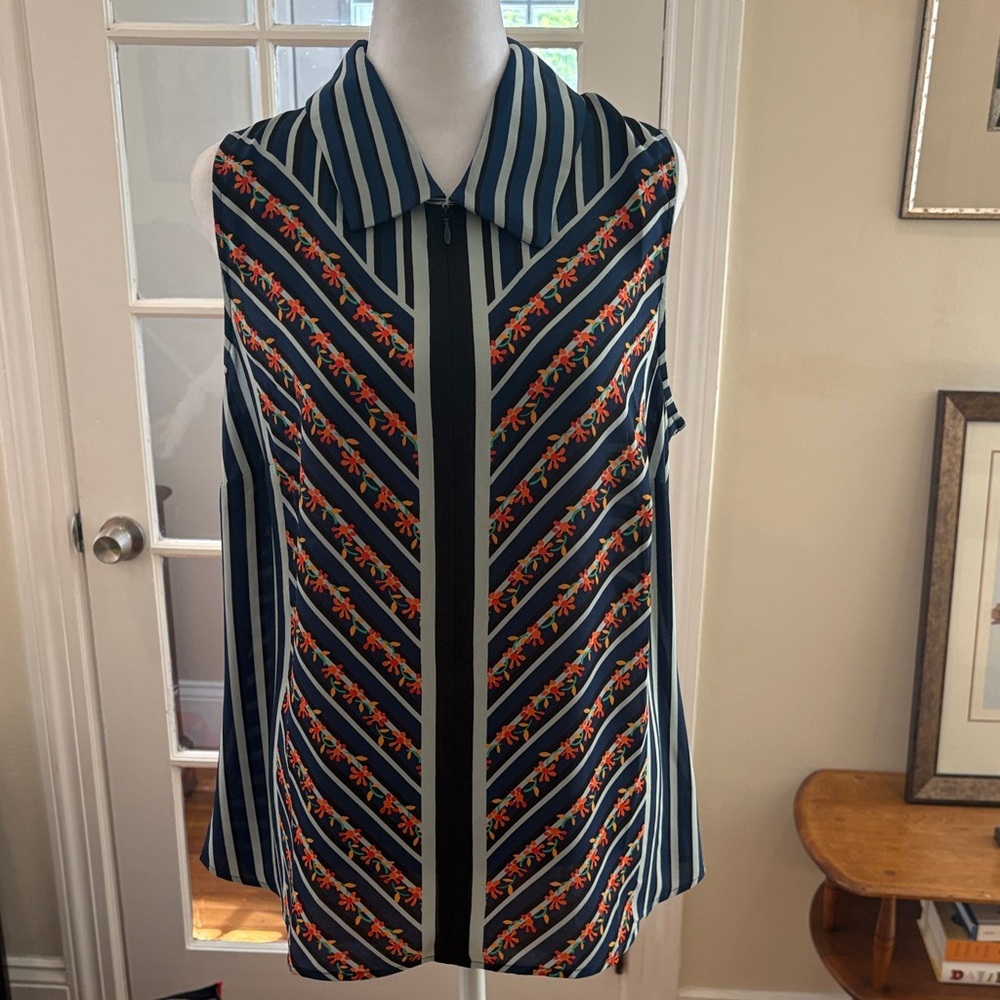 NWT CAbi Navy Striped Sleeveless Collared Tank with Orange Floral Trim. Size M